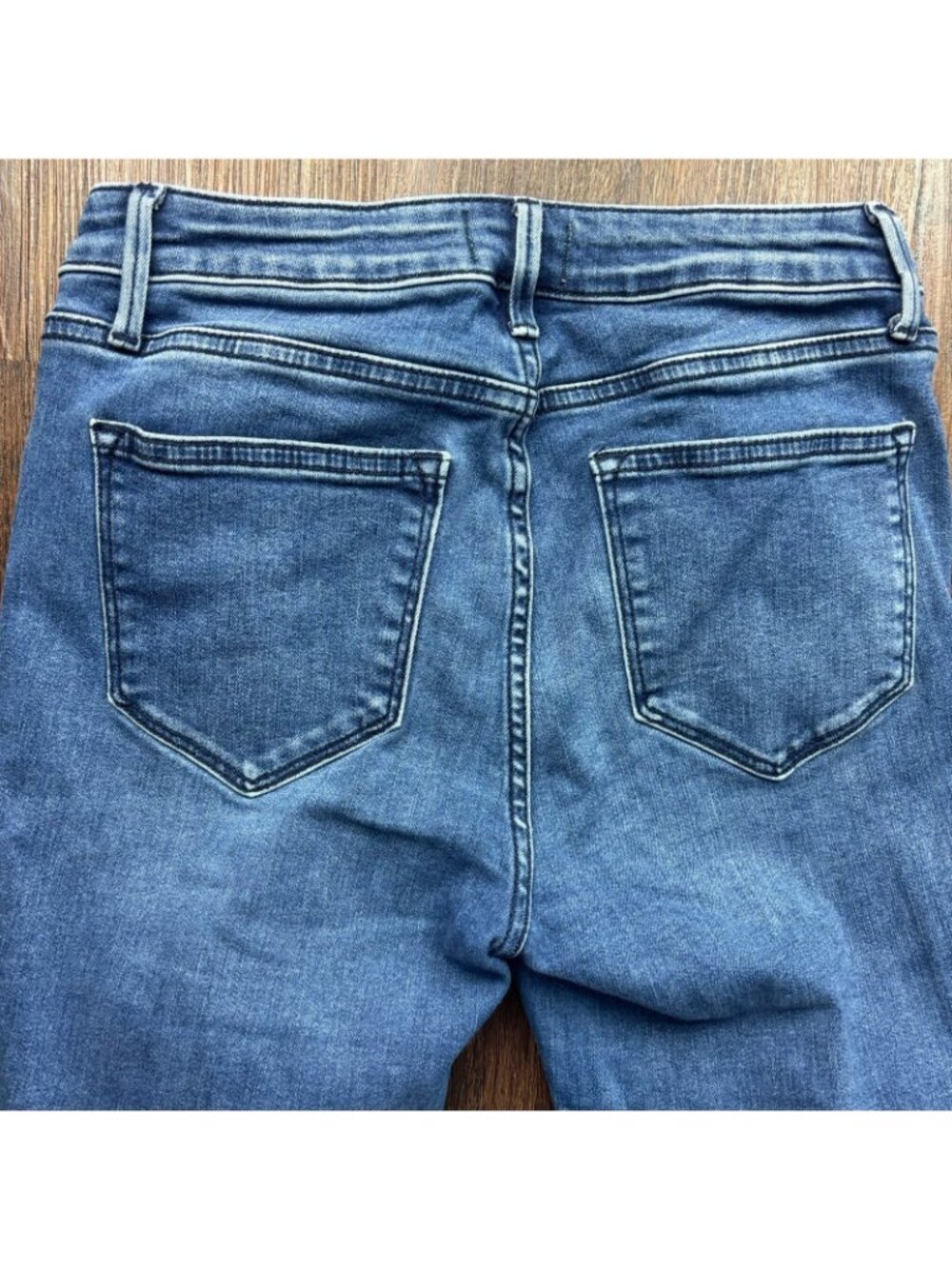 Driftwood Wyatt Flare Flare Exposed Button Fly Distressed Medium Wash Size W26 - Picture 4 of 11